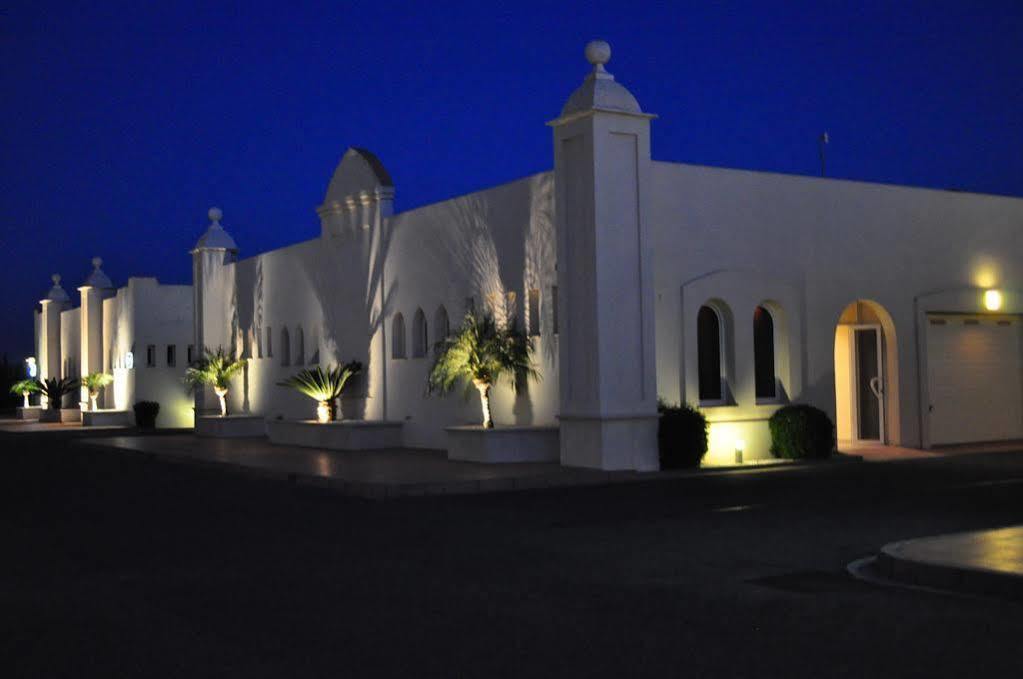 Hotel Alkalat Alcalá de Guadaira Eksteriør billede